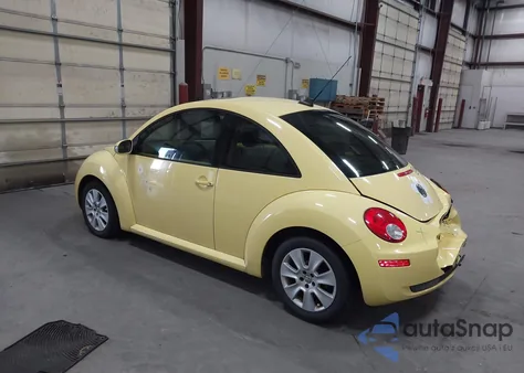 2008 Volkswagen New Beetle S/Se z USA, uszkodzony, nr VIN 3VWRW31C08M506109